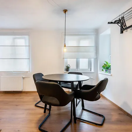 The Cozy Corner - * Pasov