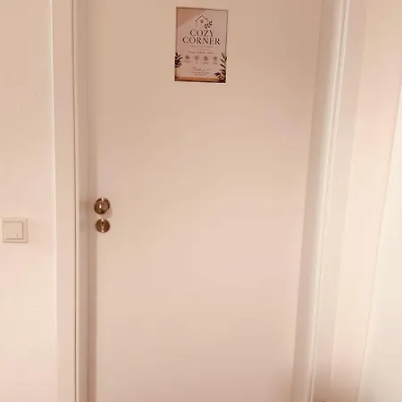 Cozy Corner - *